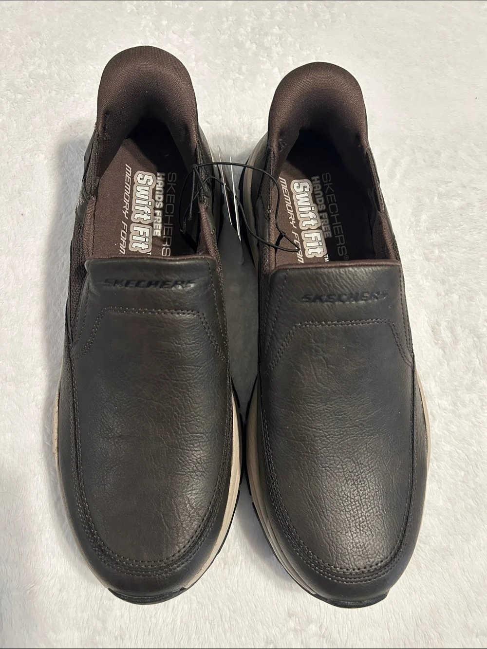 Skechers Men’s hands free swift fit Izaiah slip on Sneakers loafers SZ 11